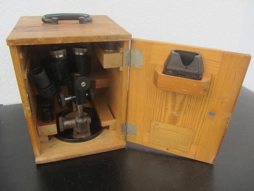 Altes mikroskop zeiss mit - altes,